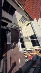 Joo Chiat Road (D15), Shop House #579571671